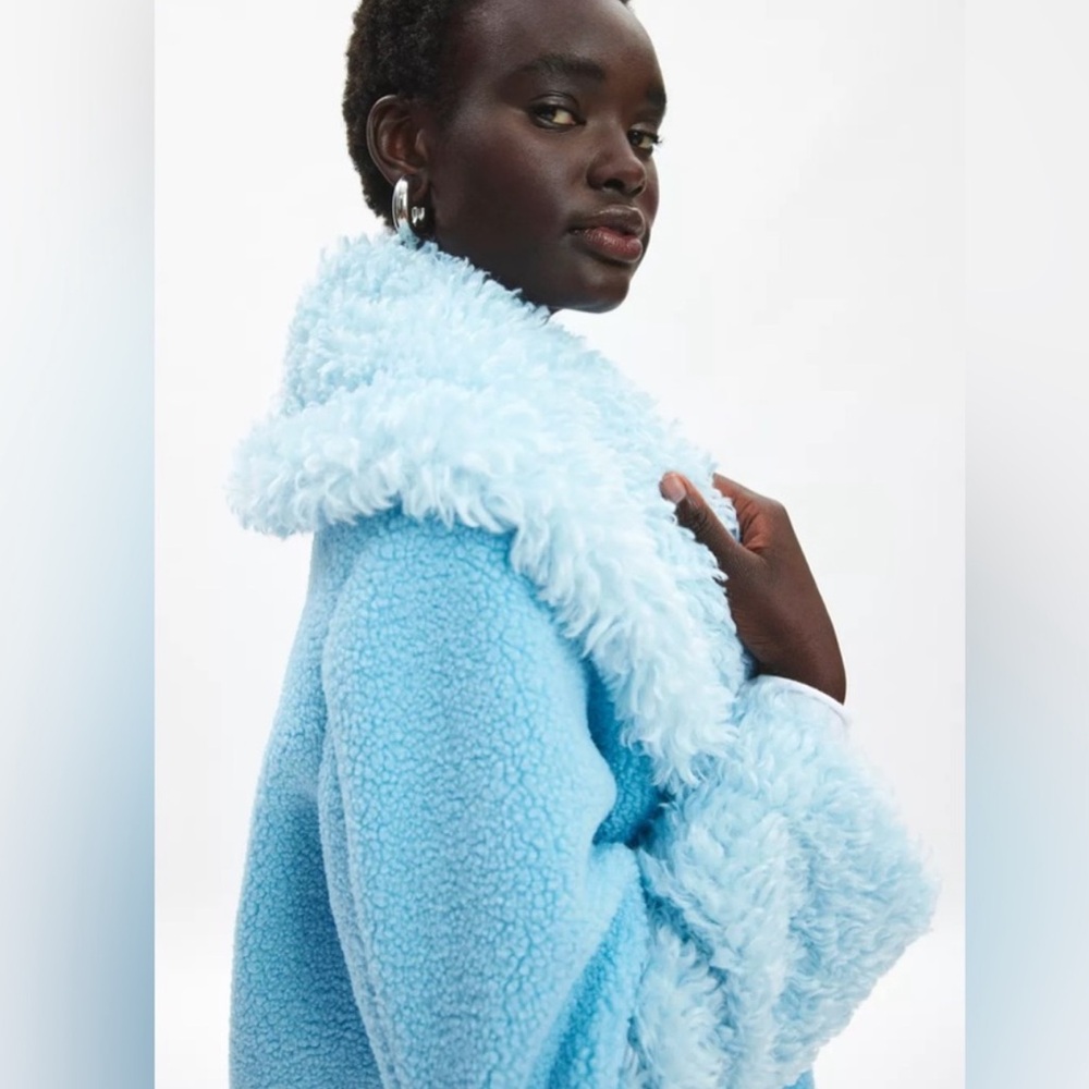 ❄️✌🏽 Urban Outfitters UO Elsa 70s Boho Teddy Kimchi Blue Faux Fur Blue Coat S - Picture 6 of 14